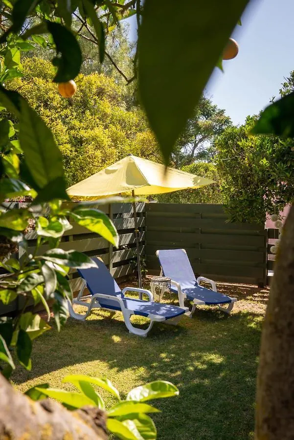 Quinta Aida Cottage And B&B Suites Lagoa  Country house Lagoa (Algarve)